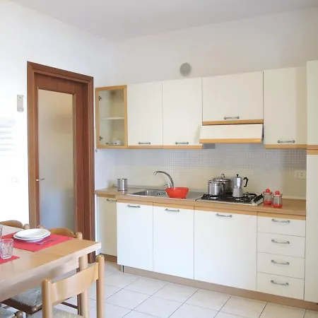 Leopardi - Gemini Appartement *