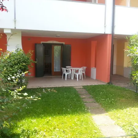 Leopardi - Gemini Apartman *