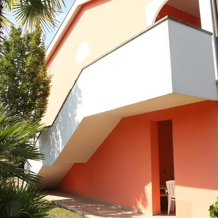 Leopardi - Gemini Apartamento Bibione